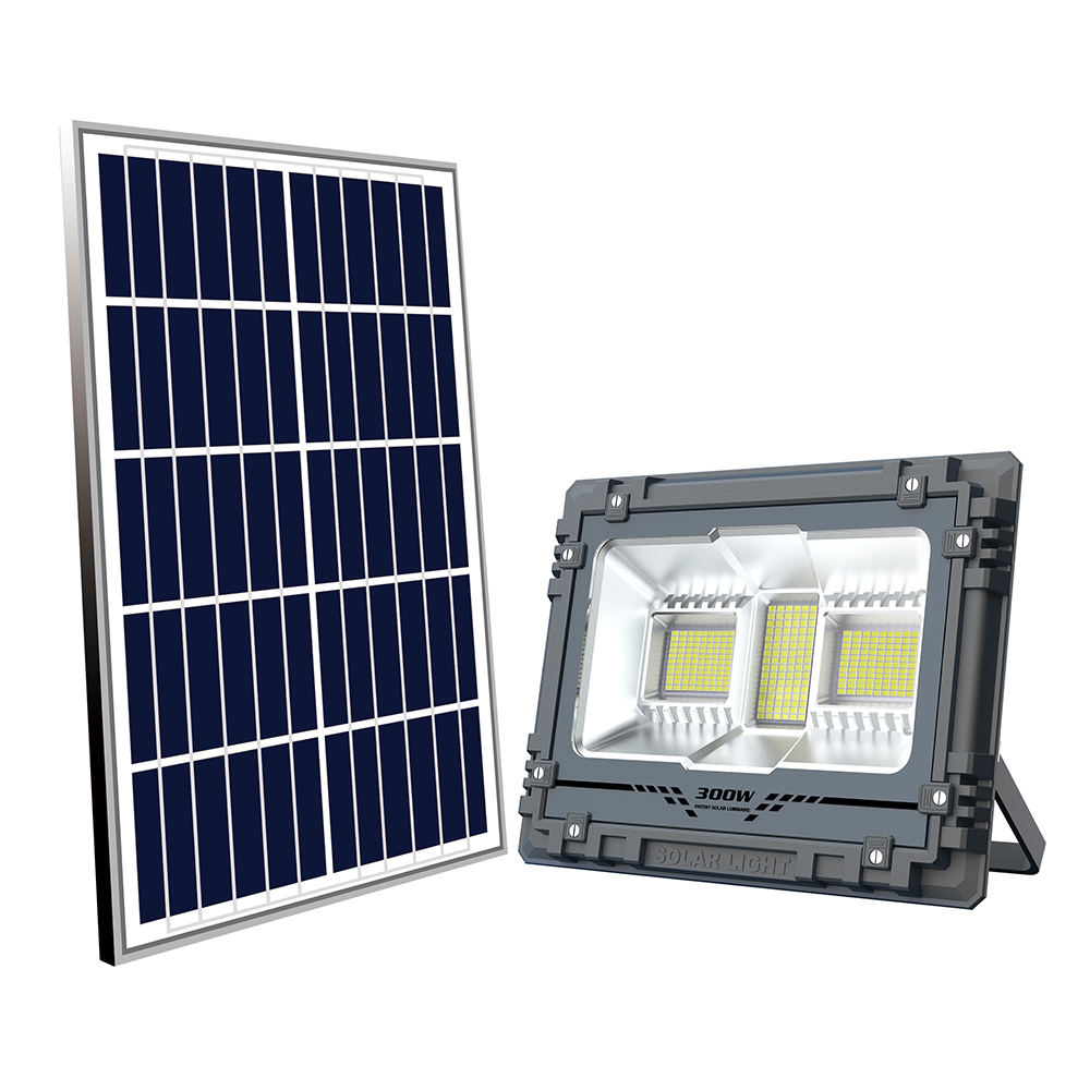 Advantages of solar flood light