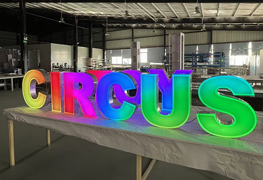 custom-3D-acrylic-letters.jpg