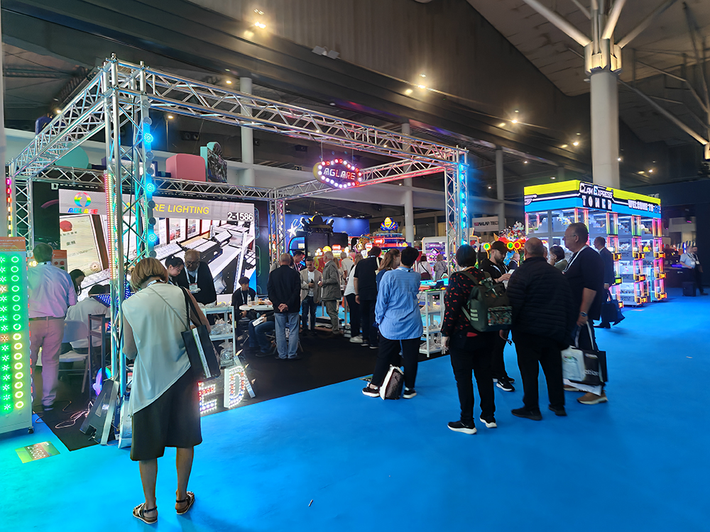 iaapa-expo-show-2025.jpg